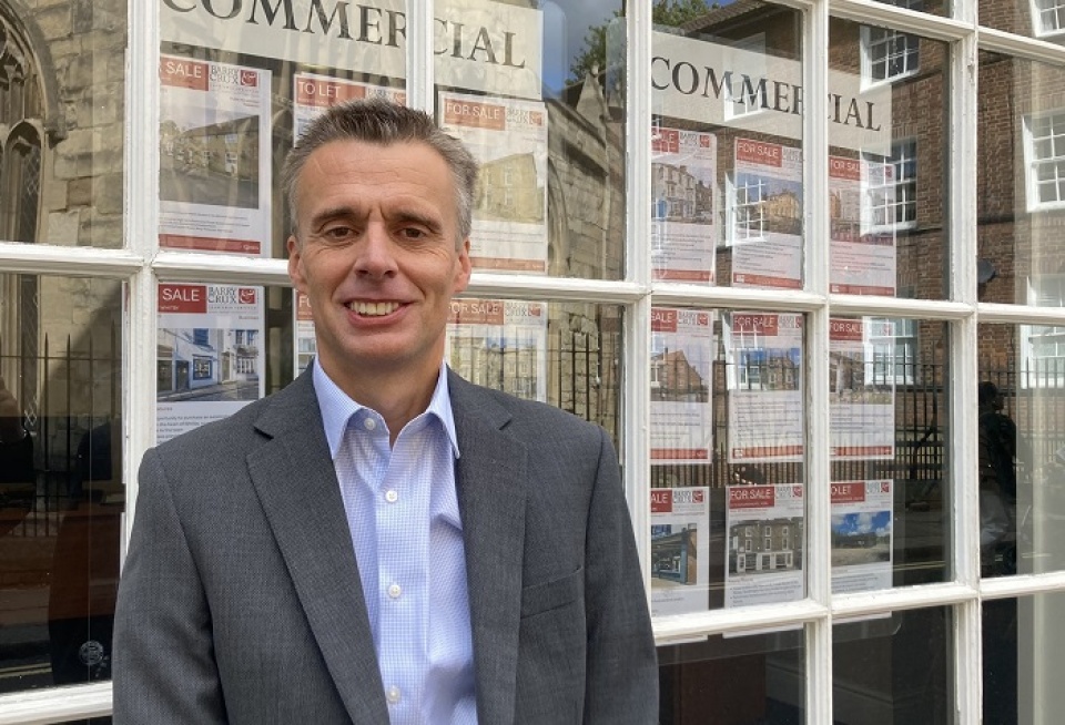 Highly-experienced property specialist Andrew Spencer joins Barry Crux & Company as business targets further growth in leisure and licensing sector